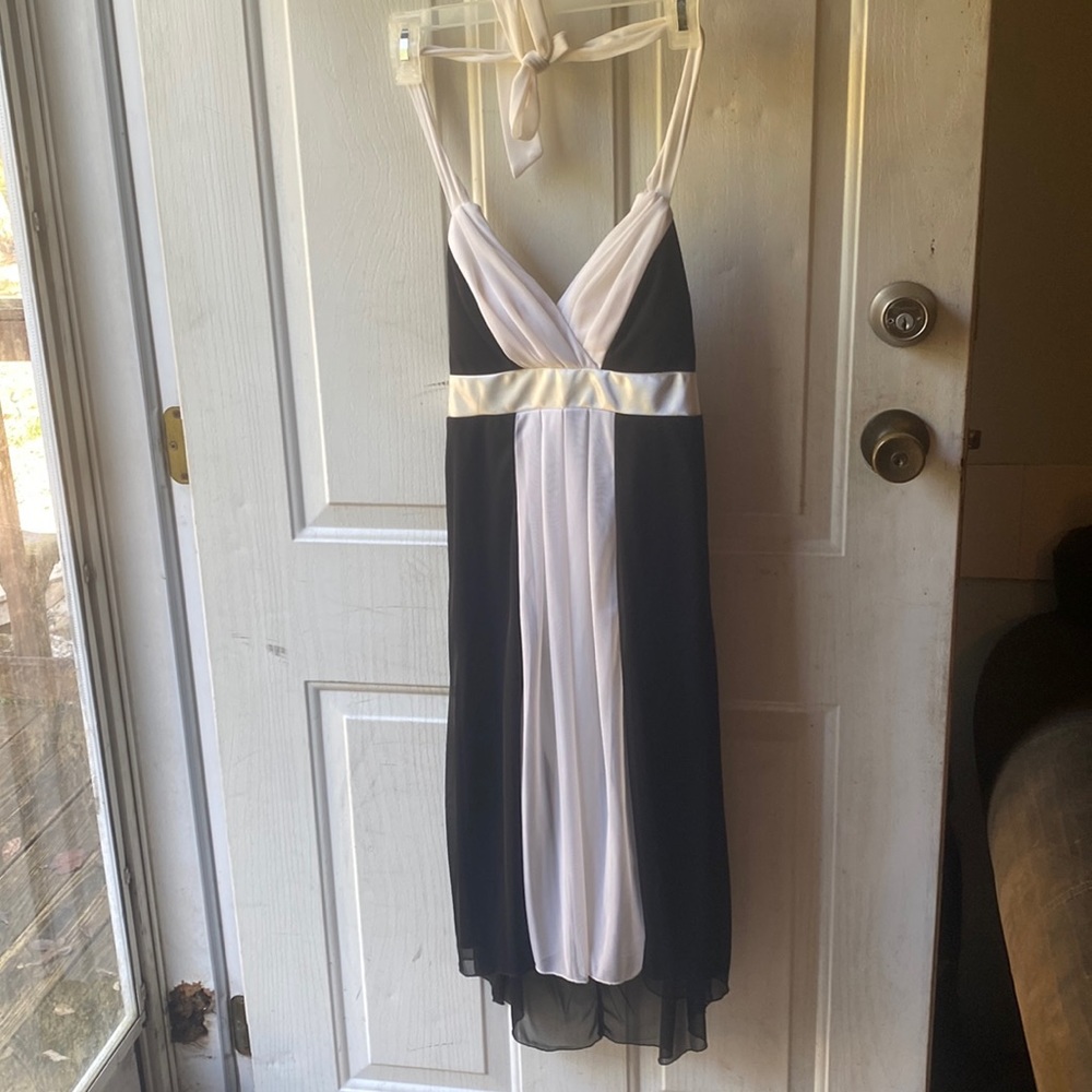A black and white dress by Alyn Paige New York size s